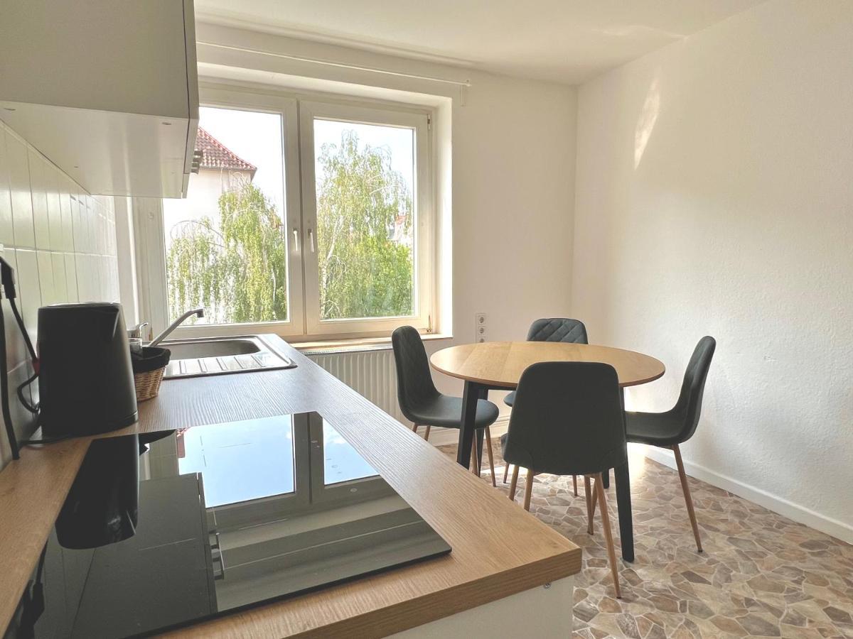 Doppelbett Unterkunft Vahrenwald-List Ανόβερο Εξωτερικό φωτογραφία