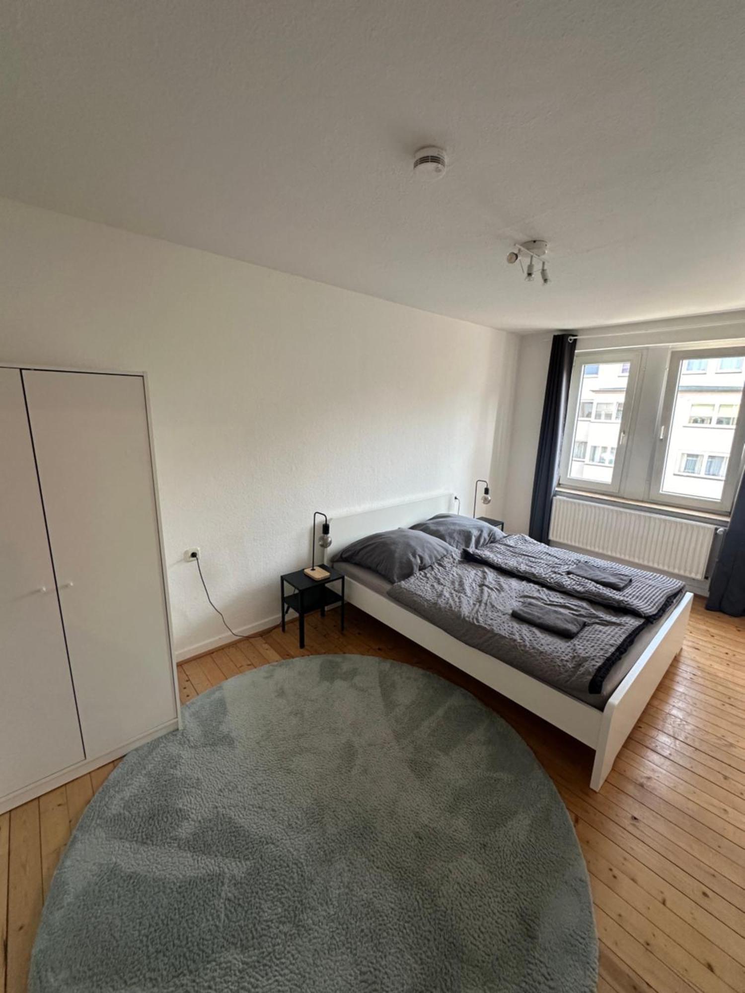 Doppelbett Unterkunft Vahrenwald-List Ανόβερο Εξωτερικό φωτογραφία