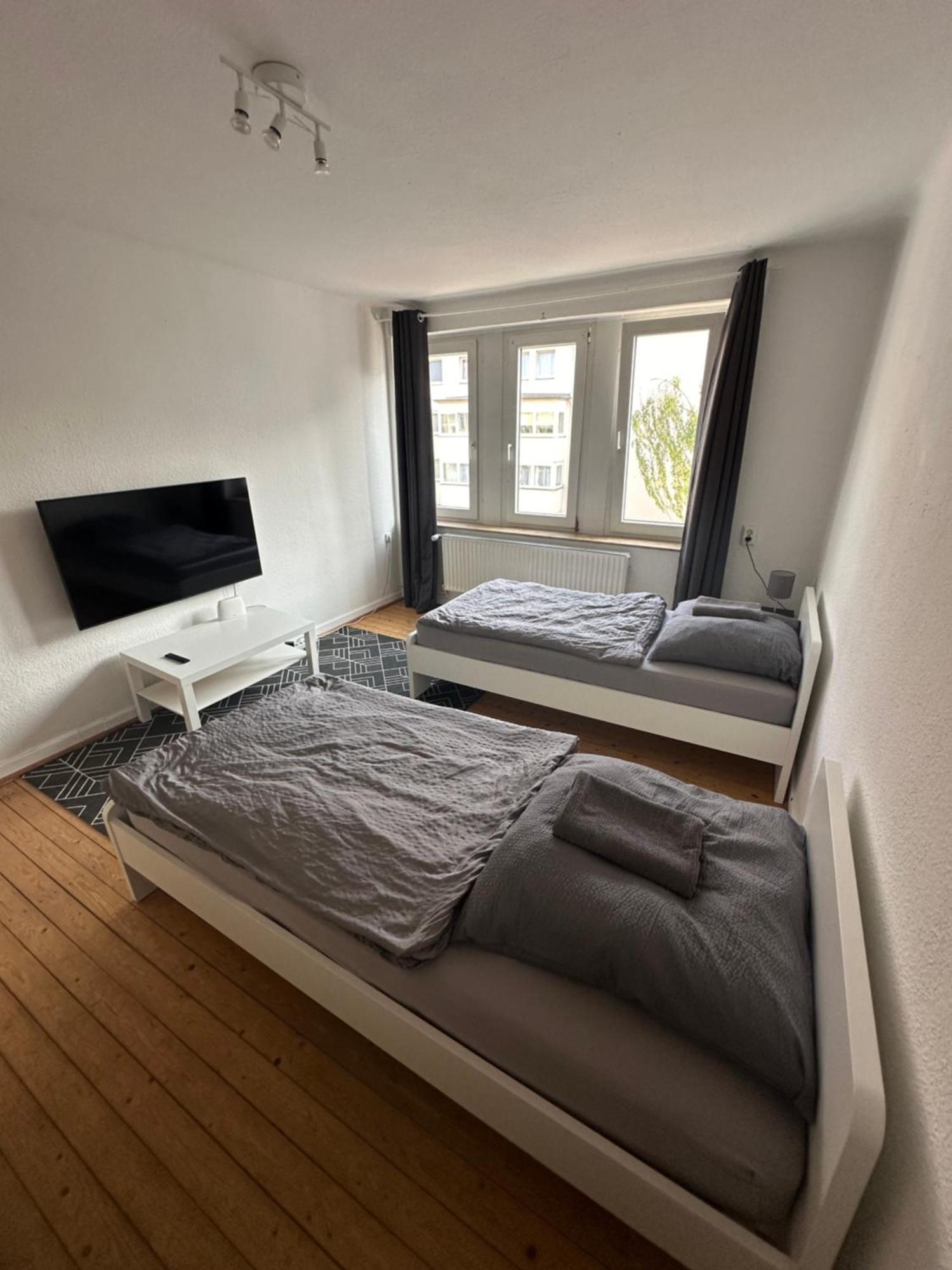 Doppelbett Unterkunft Vahrenwald-List Ανόβερο Εξωτερικό φωτογραφία